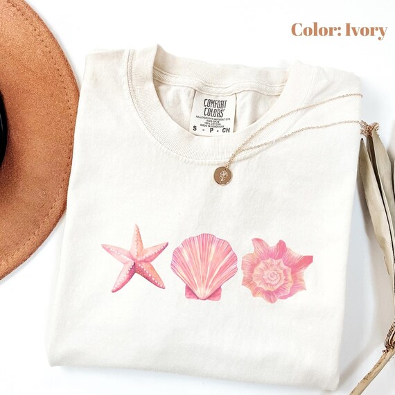 Comfort Colors SeaShell Shirt, Preppy Beach T-Shirt, Gift for Teen Girls, Coastal Aesthetic Tee, Oversized Ocean Lover SeaShell T-Shirt.