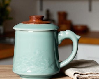 Longquan Celadon Tea Mug with Lid – Chinese Ceramic Coffee Cup