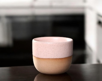 Japanse keramische koffiekop: geglazuurd aardewerk, Wabi-Sabi-thee en sake