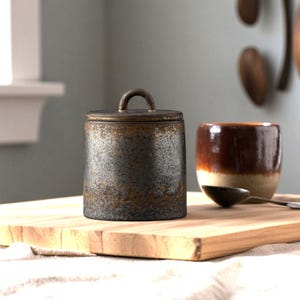Small Tea Box with Ceramic Sealed Jar, Portable Tea Storage Container, Japanese Style Tea Canister, Spice Jar, Gift for Tea Lovers