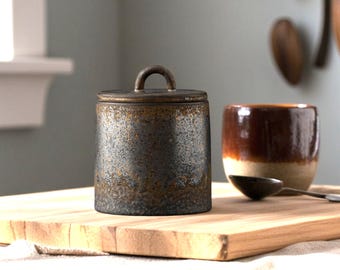Ceramic Tea Jar: Japanese Style Portable Tea Storage
