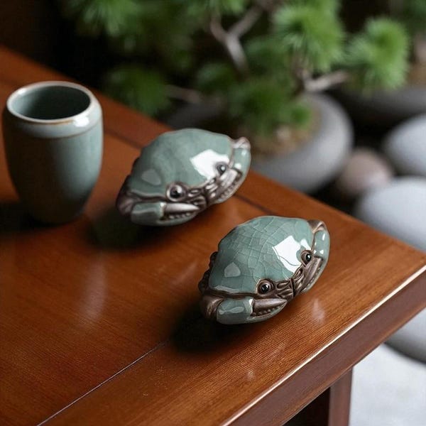Checkered Ceramic Crab Tea Pet | Kung Fu Tea Decor