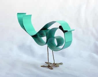 Baby bird made from recycled metal mini-blinds