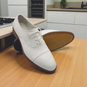 New Men&#39;s Fashion, Real Leather, Classic Hand Made White Genuine Leather Lace Up Cap Toe, Men&#39;s Oxford Formal Dress Wedding Shoes