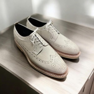 Bespoke New Men&#39;s Fashion Hand Made Cream Grain Leather Lace Up Wing Tip Oxford Brogue Men&#39;s Party Wear Formal Wedding Derby Dress Shoes