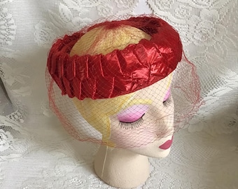 Vintage 1960's Hat Pillbox Red Cellophane Straw Open Crown Veiled Hat