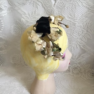 Vintage 1950's 1960's Headpiece Millinery Cream Color Flowers With Black Velvet Bow image 1