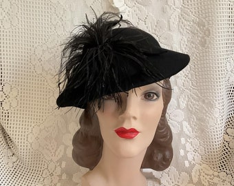 Vintage 1940's Hat Tilt Style Art Deco Hat Dark Black Felt With Genuine Feathers