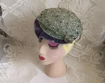 Vintage 1950 display picture 1