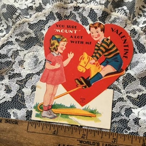 San Valentino di vintage 1940 Little Boy Girl cavallo a dondolo carta Ephemera cimeli da collezione rottami Prenota Arts Crafts ri-scopo