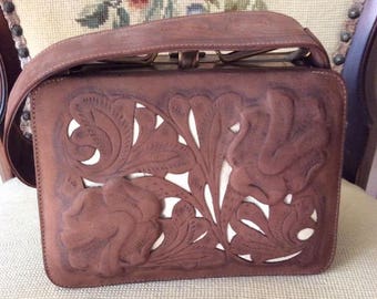 Bolsa vintage dos anos 1940 e 1950, feita à mão, couro, camurça, linha dourada, México, 2 compartimentos, marrom e branco