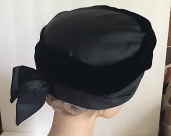 Vintage 1950's 1960's Hat Dark Black Velvet And Soft Satin Hat