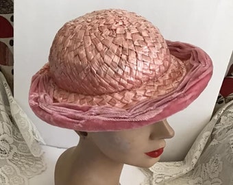 Vintage 1950's Hat Medium Pink Cellophane Straw With Light Mauve Velvet Trim *The May Company Los Angeles*