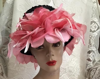 Vintage 1950's 1960's Hat Black Cellophane Straw With Pink Flowers