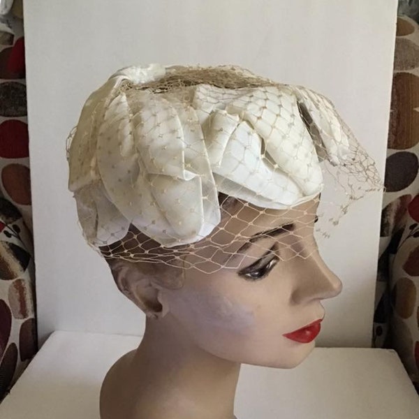 Vintage 1950's 1960's Hat Off White With Veiling