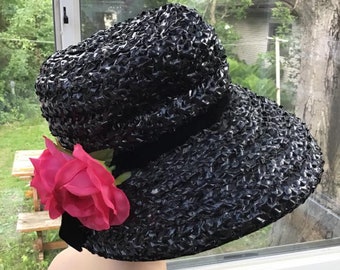 Vintage 1950s 1960s Hat Large Brim Black Cellophane Straw 2 Beautiful Red Roses Adorn The Hat