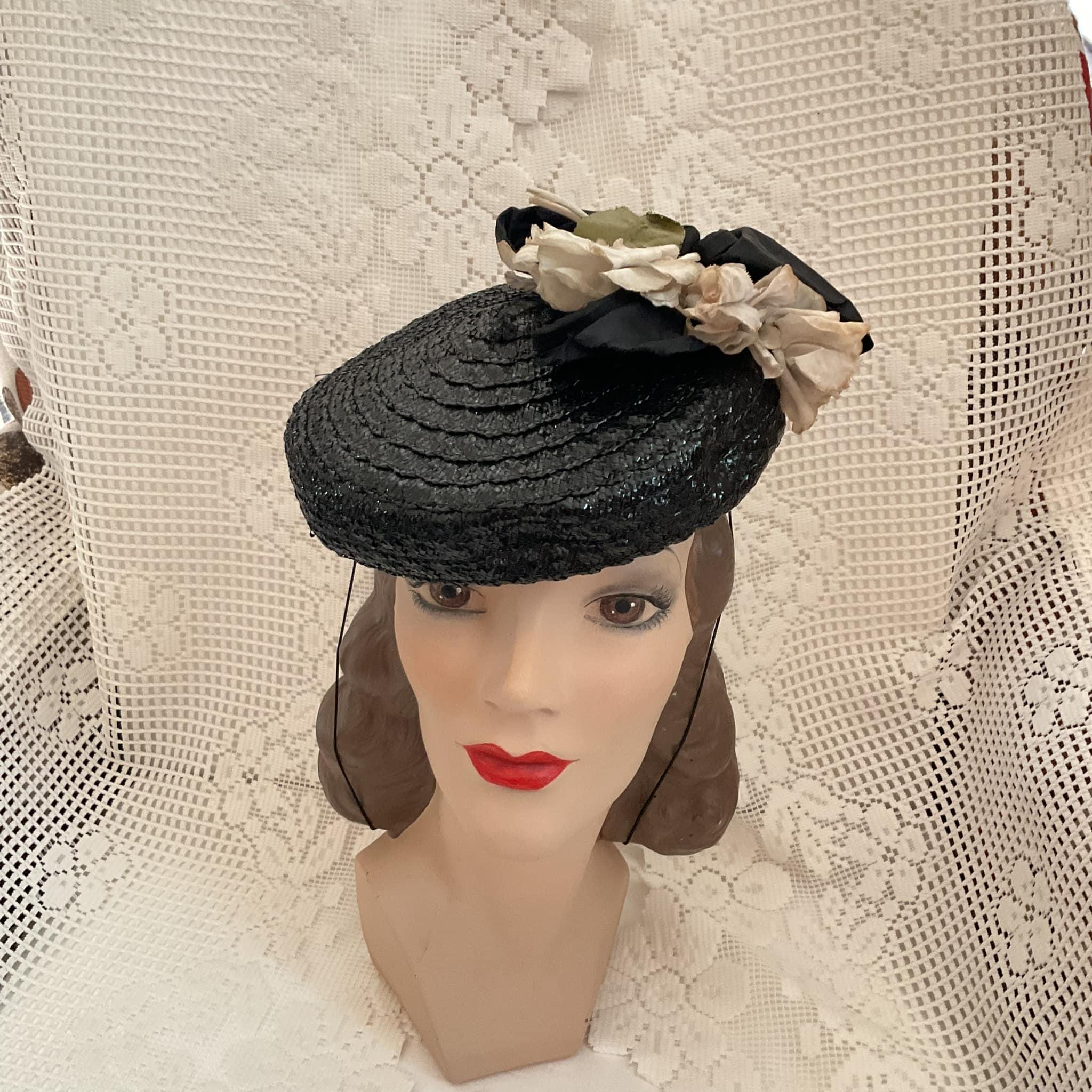 Vintage 1940 display picture 2