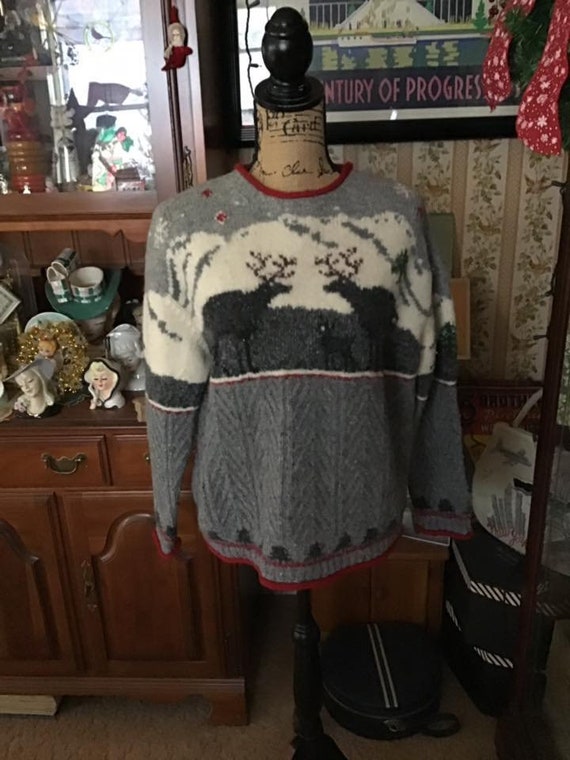 Vintage 1980's 1990's Sweater Deer Fawn Buck Theme