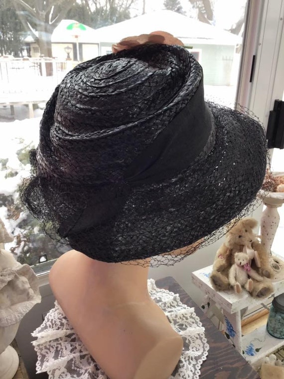 Vintage 1930's Hat Black Cellophane Straw Black V… - image 6