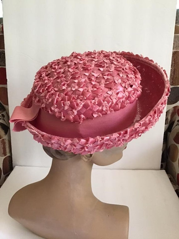 Vintage 1960's Hat Pretty Pink Cellophane Straw W… - image 4