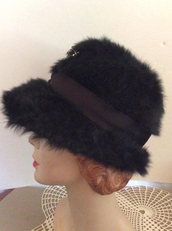 Vintage 1950s Hat Black Faux Fur Bucket Style Gre… - image 3