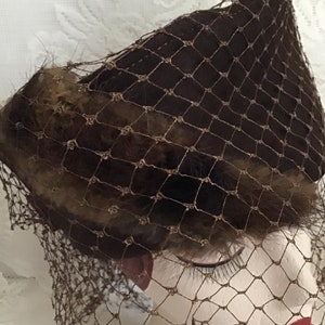 Vintage 1940's Hat RARE Tall Tilt Hat Dark Brown With Genuine Rabbit Fur Thick Veiling Art Deco image 4