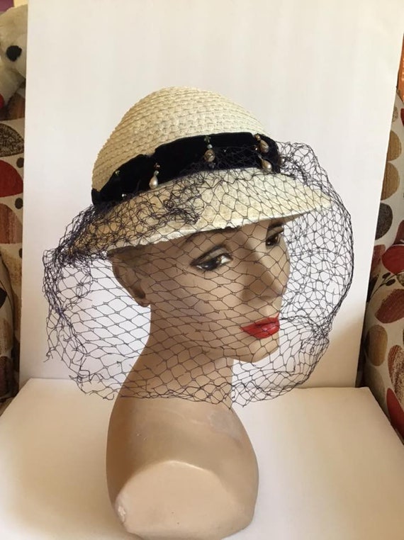 Vintage 1950's Hat Ladies Straw Hat Off White W/D… - image 2