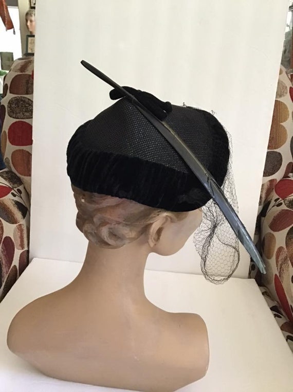 Vintage 1950's Hat Ladies Black Straw And Velvet … - image 4