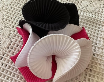 Vintage 1980's Hair Ties Set Of 3 Scrunchies Elastic Pink White Black Deadstock On Original Display Card