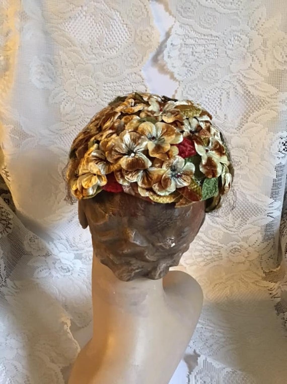 Vintage 1950's Hat Velvet Flowers In Browns And R… - image 7