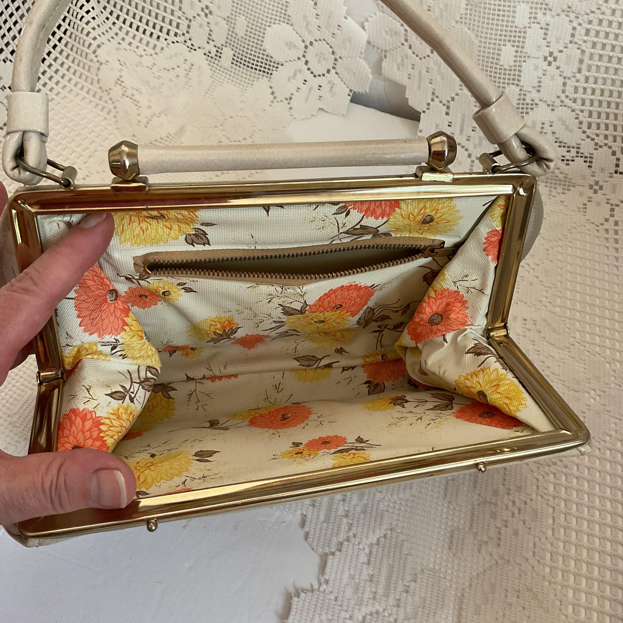 Vintage 1950's 1960's Handbag Purse Buff Light Beige Patent