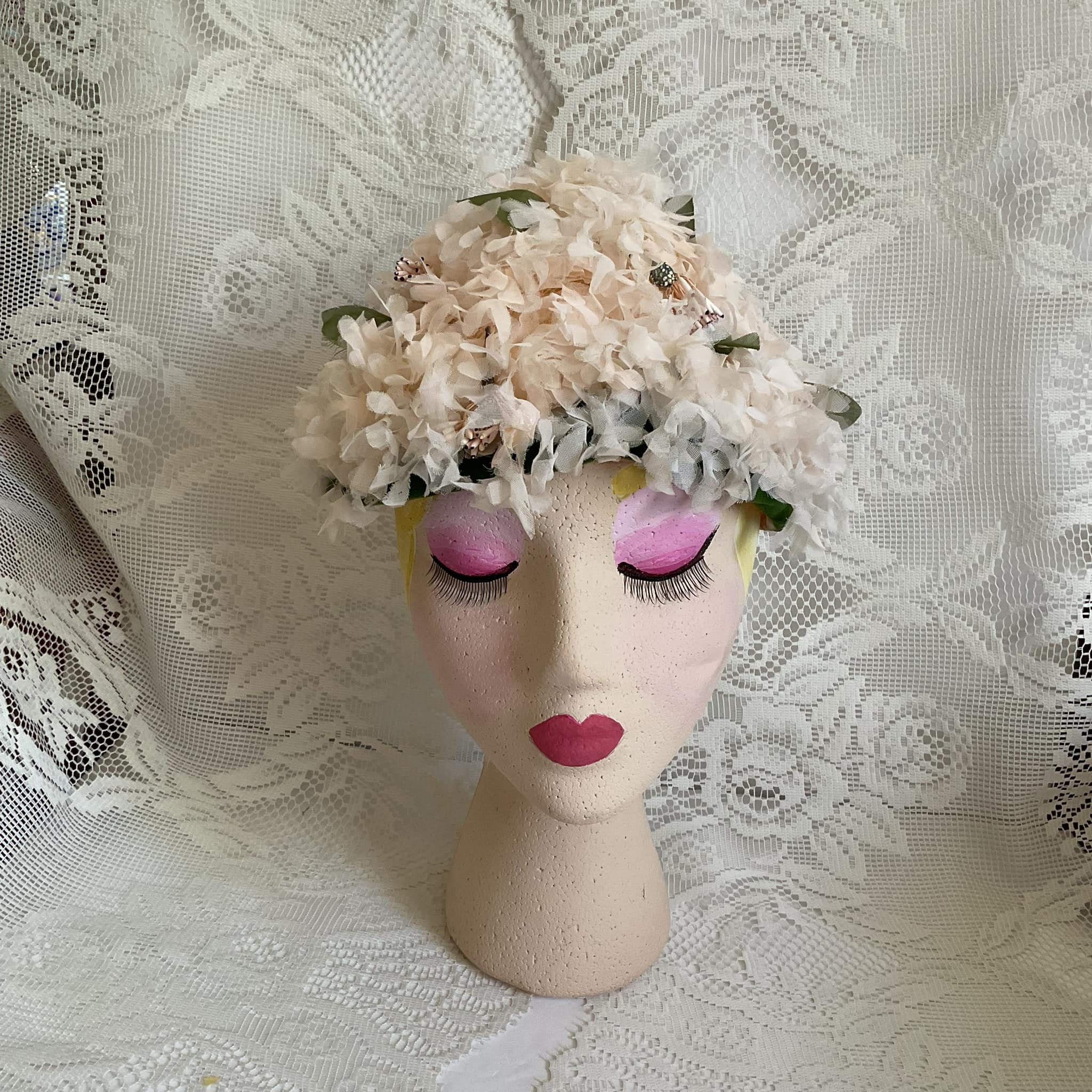 Vintage MISTERE Pink Floral Statement Hat Made In USA Size 22 1950s Pink Flower Petal Hat | Floral Perfection main image 2