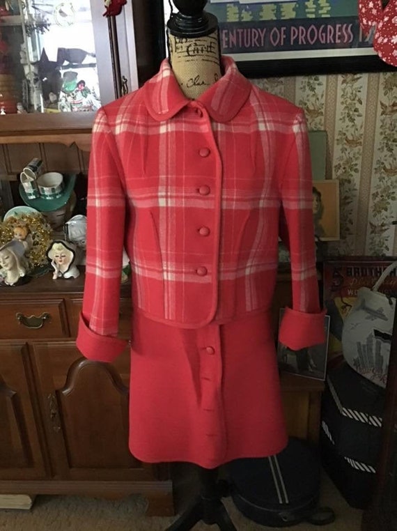 Vintage 1960's Skirt Jacket 2 Piece Wool Ensemble 