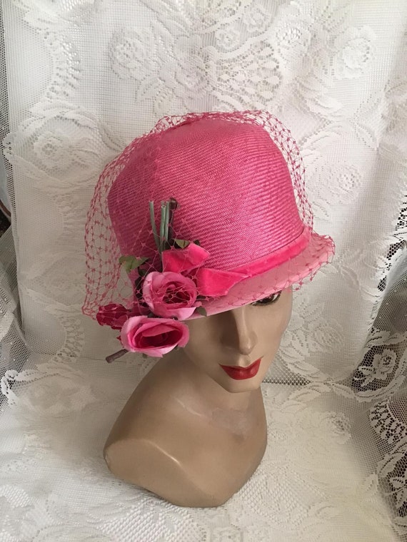 Vintage 1960's Hat Pink Straw With Pink Flowers N… - image 3