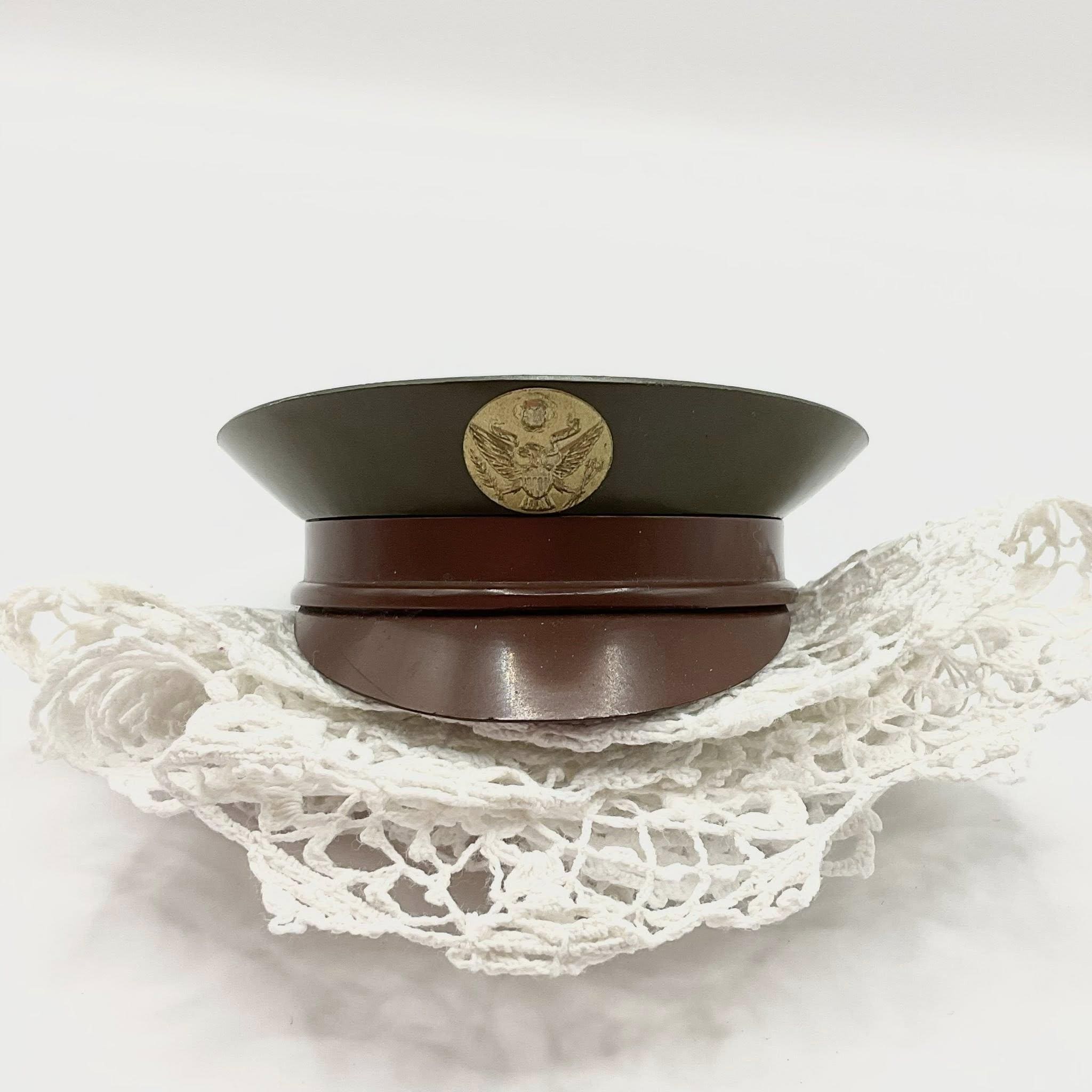 Vintage 1940's Compact WWII Military Sweetheart Makeup Powder