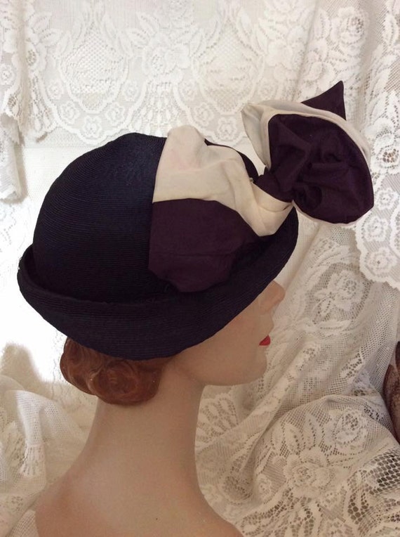 Vintage 1940s 1950s Hat By FERNCROFT Dark Blue Str