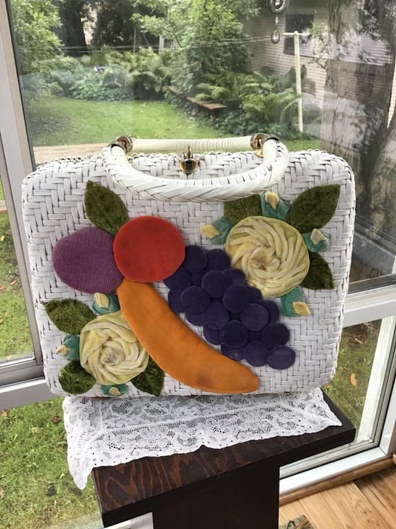 Vintage 1960s Handbag Purse White Wicker With Velv