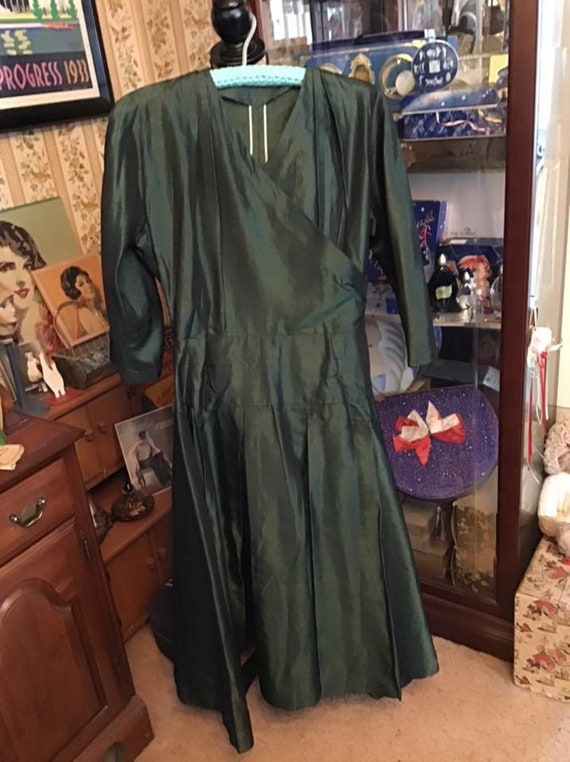 Vintage 1950's Dress Iridescent Green Taffeta Fab… - image 4