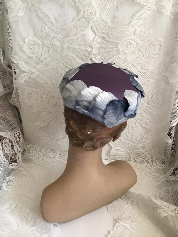 Vintage 1950's 1960's Hat Light Purple With Faux … - image 4