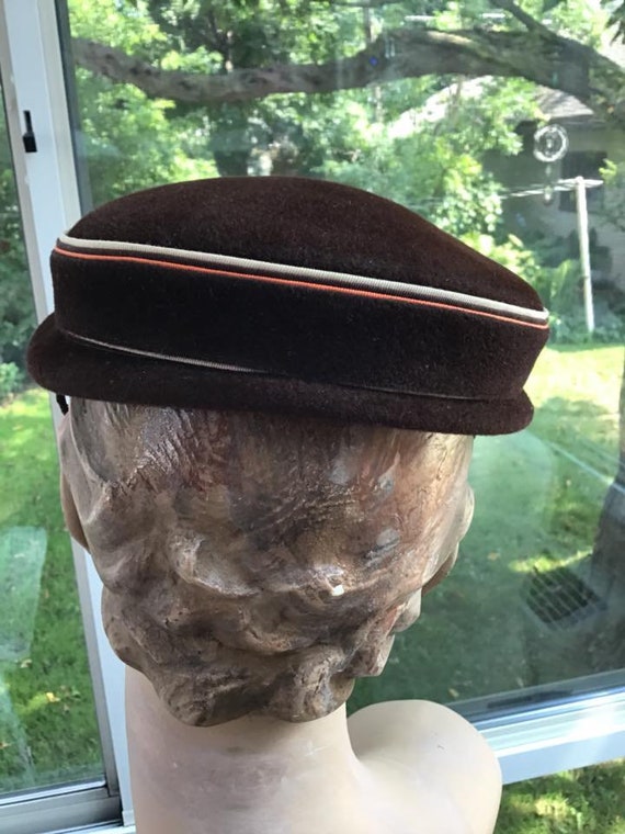 Vintage 1950s Hat Brown With Light Beige And Oran… - image 9