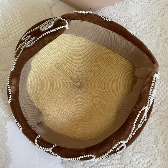 Vintage 1950's Hat Medium Cream Color With Light … - image 2
