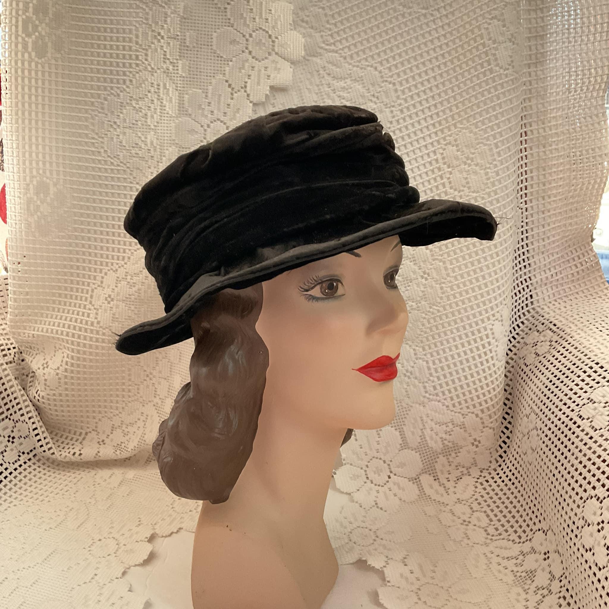 Edwardian Hat Black Velvet-like Fabric Brimmed Ladies Hat *L  display picture 2