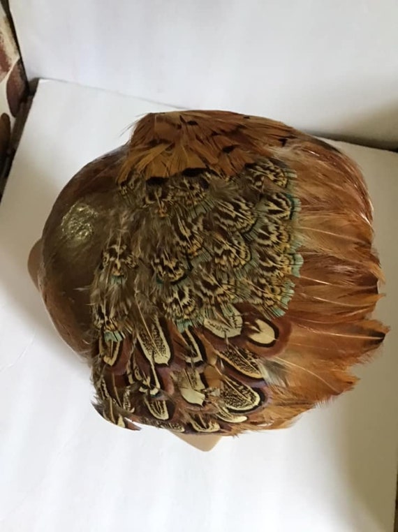 Vintage 1950's 1960's Hat Genuine Feathers - image 3