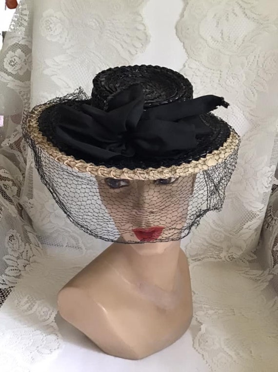 Vintage 1940's Hat Black And Cream Straw Hat With… - image 9