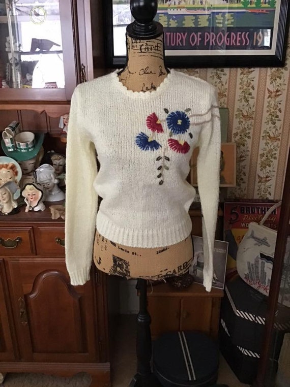 Vintage 1970's 1980's Sweater *New Territories* O… - image 1