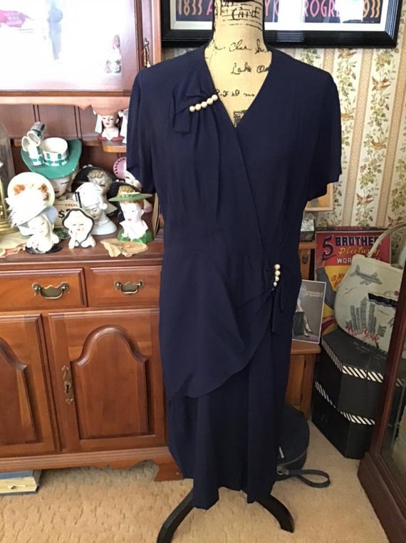 Vintage 1940's Dress Dark Blue With Small Peplum … - image 1