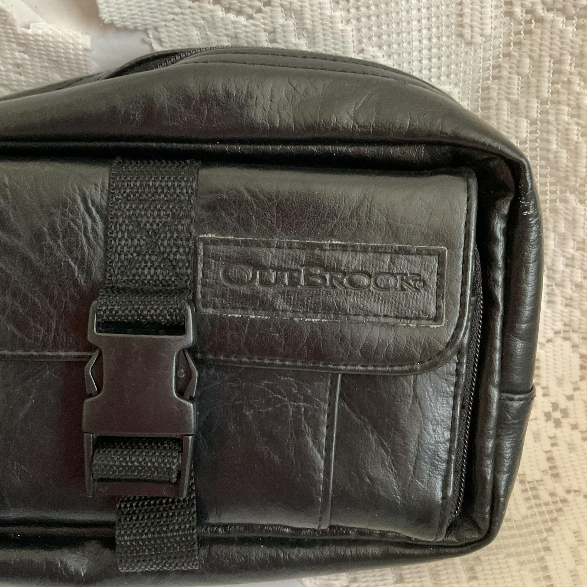 00s【archive】 Y2K Black leather waist bag Vintage 1990's Y2K Fanny Pack Crossbody Sling Bag Black Faux/fake