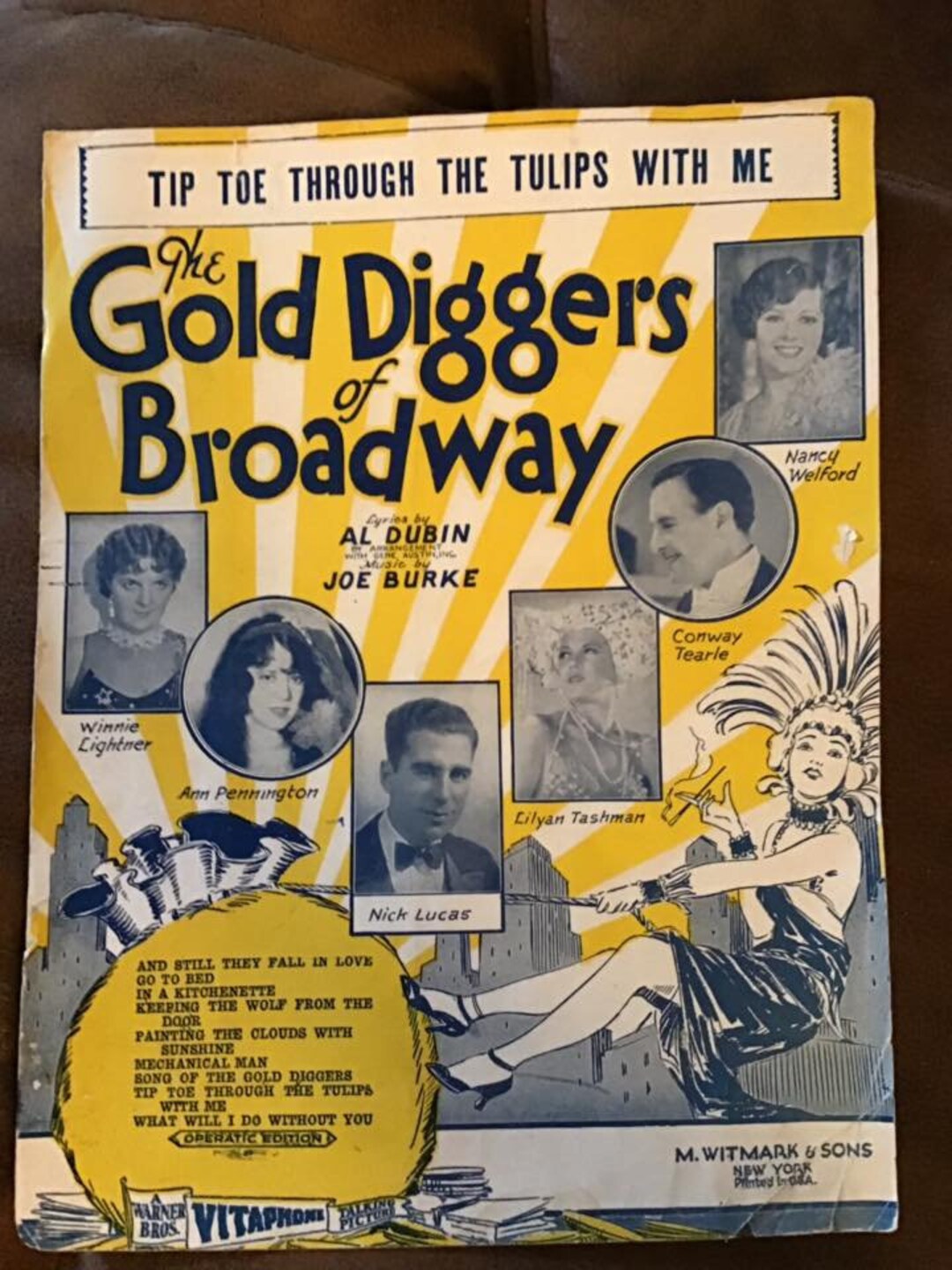 Clips from Gold Diggers of Broadway (1929)