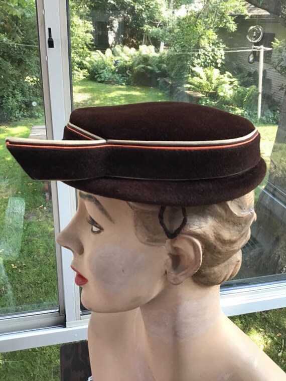 Vintage 1950s Hat Brown With Light Beige And Oran… - image 7