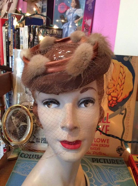 Vintage 1950s 1960s Ringlet Hat Velvet Satin and Genuine  display picture 2